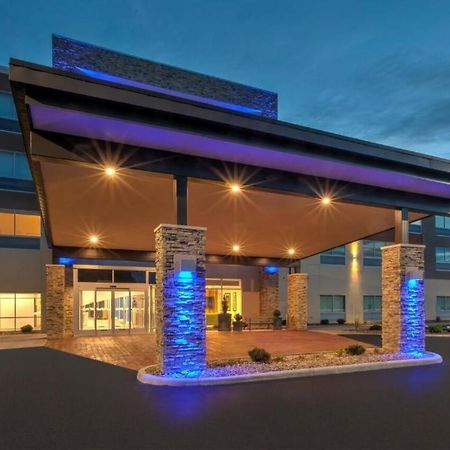 Holiday Inn Express & Suites - Milan - Sandusky Area By Ihg Extérieur photo