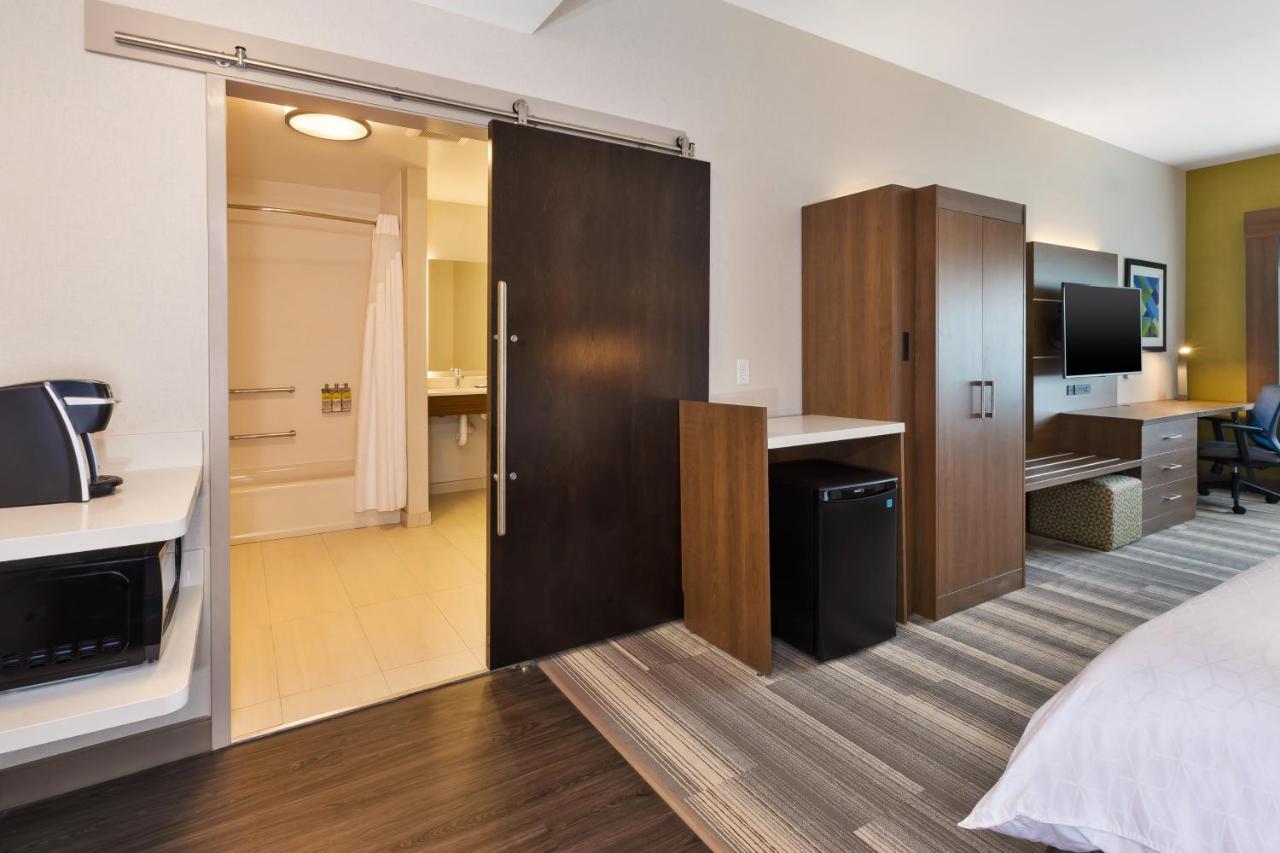 Holiday Inn Express & Suites - Milan - Sandusky Area By Ihg Extérieur photo