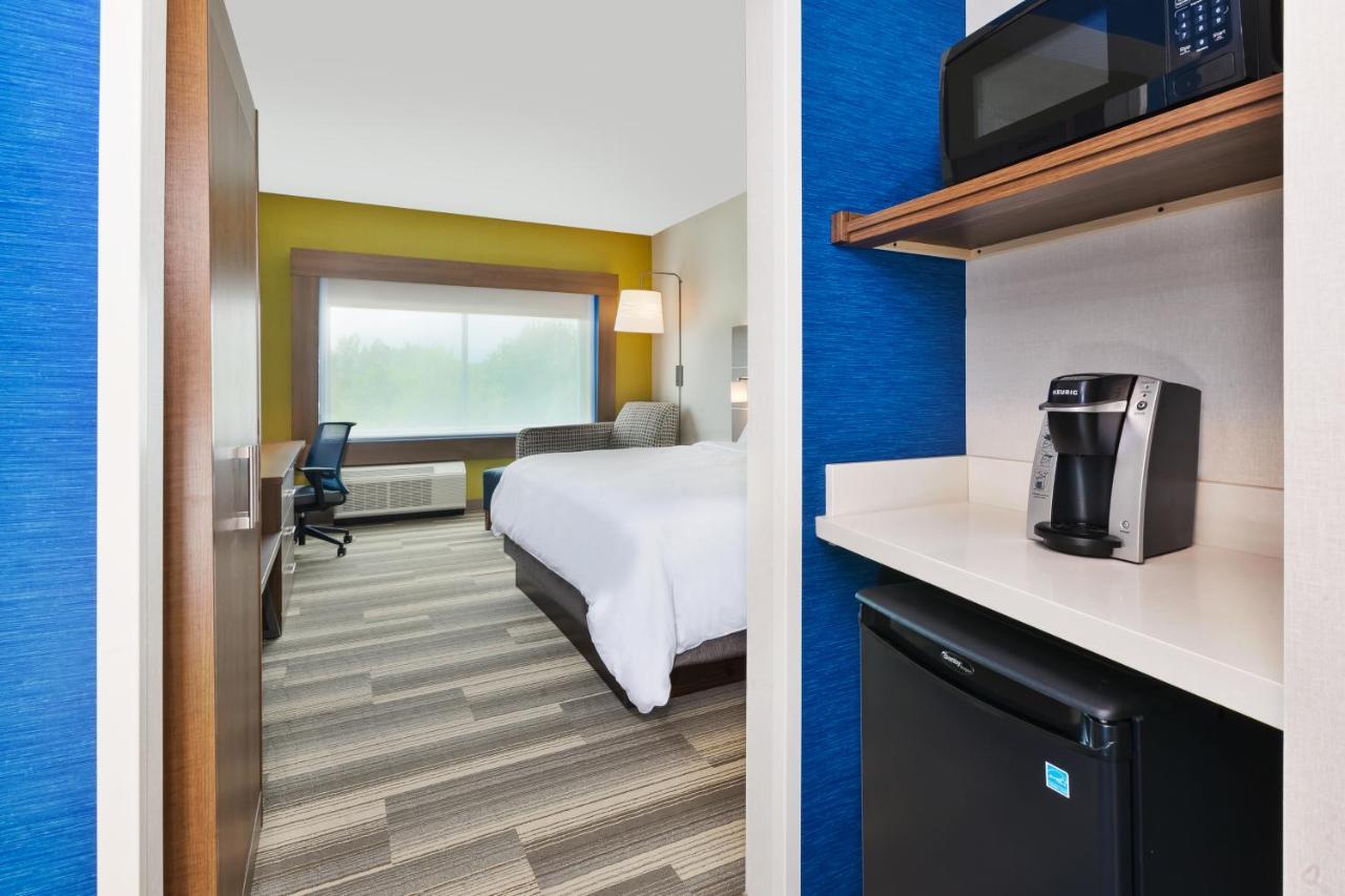 Holiday Inn Express & Suites - Milan - Sandusky Area By Ihg Extérieur photo